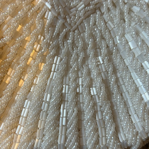 La Regale Vintage LTD handmade Seed Bead Clamshell Formal Wedding Purse - Picture 2 of 14